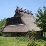 屋根裏に窓